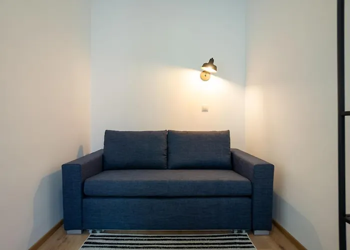 2-rooms 10 Min Away From Center