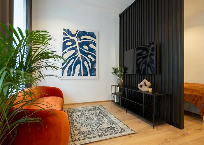 Apartmán 2-rooms 10 Min Away From Center *