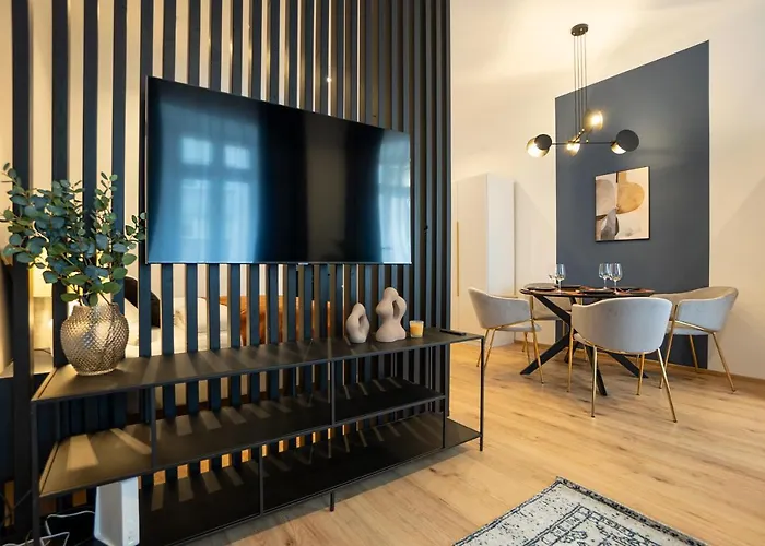 2-rooms 10 Min Away From Center