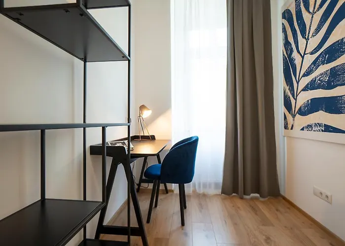 2-rooms 10 Min Away From Center