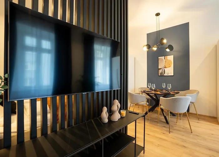 2-rooms 10 Min Away From Center Apartmán *